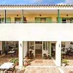 Apartahotel Dafni