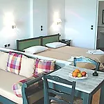 Dafni Apartahotel 3*